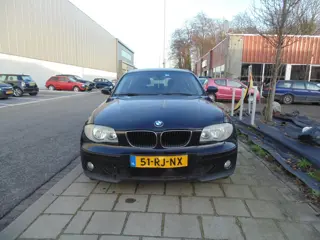 Foto 16 van BMW 1-serie 116i High Executive