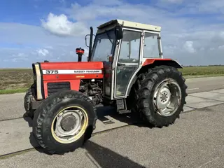 Massey Ferguson 375