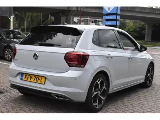 Foto 19 van Volkswagen Polo 1.0 TSI Highline R-Line Beats BSM | Navigatie | Digitaal Dashboard | Stoelverwarming