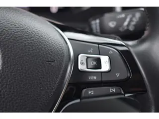 Foto 12 van Volkswagen Polo 1.0 TSI Highline R-Line Beats BSM | Navigatie | Digitaal Dashboard | Stoelverwarming