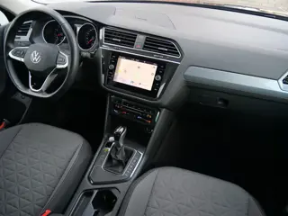 Foto 20 van Volkswagen Tiguan 1.5 TSI Elegance 150 Pk Automaat Navi / DAB / Camera