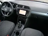 Foto 30 van Volkswagen Tiguan 1.5 TSI Elegance 150 Pk Automaat Navi / DAB / Camera
