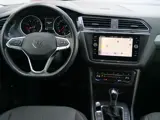 Foto 24 van Volkswagen Tiguan 1.5 TSI Elegance 150 Pk Automaat Navi / DAB / Camera