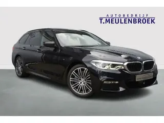 BMW 5 Serie Touring 540i xDrive M Pakket, Panoramadak, Head up,