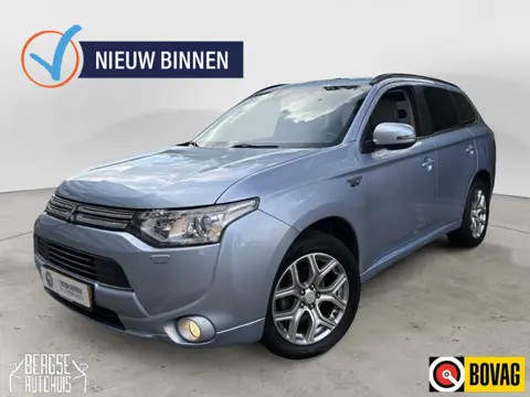 Mitsubishi Outlander 2.0 PHEV Instyle+ Acc Navi Clima Dakje Trekhaak
