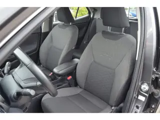 Foto 14 van Toyota Yaris Cross 1.5 Hybrid Comfort Automaat Clima|PDC|Camera