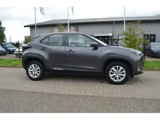 Foto 18 van Toyota Yaris Cross 1.5 Hybrid Comfort Automaat Clima|PDC|Camera