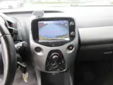 Foto 30 van Toyota Aygo 1.0 VVT-i x-play