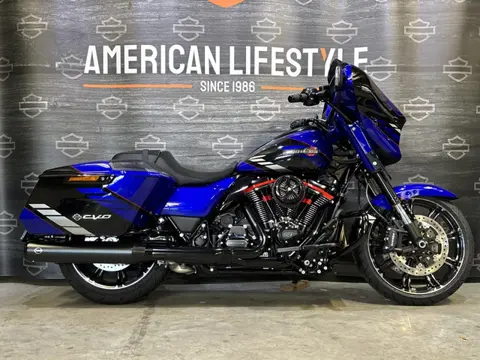 Harley-Davidson Touring Touring Street Glide CVO FLHXSE