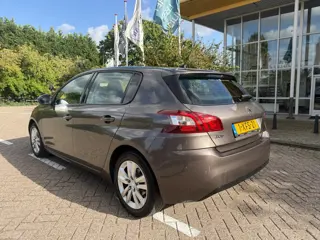 Foto 19 van Peugeot 308 1.6 THP Blue Lease