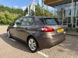 Foto 29 van Peugeot 308 1.6 THP Blue Lease