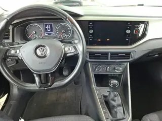 Foto 11 van Volkswagen Polo 1.0 TSI Comfortline 1e-Eig. & Keurig-Onderh. BOVAG-Garantie. NL-Auto.