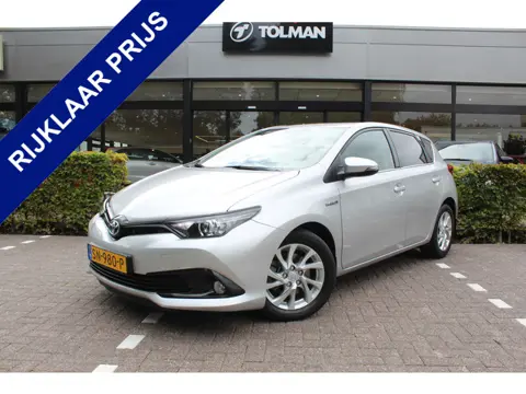 Toyota Auris 1.8 Hybrid Energy Plus Rijklaar | Keyless | Sensoren | Camera | Cruise | Clima | Dealer