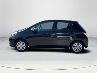 Foto 20 van Toyota Yaris 1.3 VVT-i Aspiration *TREKHAAK/ NAVIGATIE/ CRUISE CONTROL**