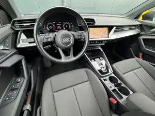 Foto 17 van Audi A3 Limousine 30 TFSI AUTOMAAT * Carplay * Climate Control * Parkeersensoren *