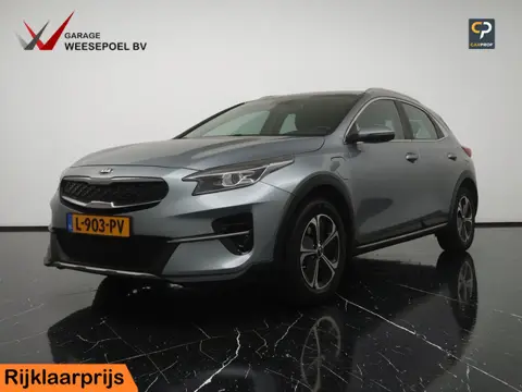 Kia Xceed 1.6 GDi PHEV Plug-in Hybrid DynamicLine Automaat - Navigatie - Camera - Climate control - 