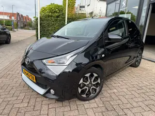 Toyota Aygo 1.0 VVT-i x-joy|Navi|Camera|Dealer Onderhouden|15" LM Velgen