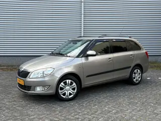 Škoda Fabia Combi 1.2 TSI Elegance AUTOMAAT Stoelvw TREKHAAK PDC