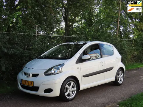 Toyota Aygo 1.0-12V *2e EIG ! *Trekhaak !