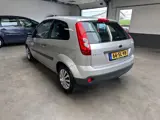 Foto 29 van Ford Fiesta 1.3-8V Champion|Airco