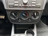 Foto 23 van Ford Fiesta 1.3-8V Champion|Airco