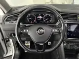 Foto 21 van Volkswagen Tiguan 2.0 TSI 4Motion Highline | SCHUIF-KANTEL DAK | TREKHAAK | 360 CAMERA |