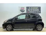 Foto 23 van Toyota Aygo 1.0-12V Dynamic Navigator / TOP STAAT / RIJKLAAR