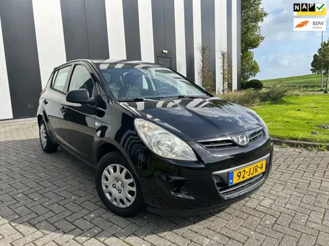 Hyundai I20 1.2i ActiveVersion Nw APK-Elekpakket-2 Sleutels