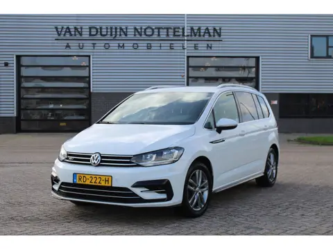 Volkswagen Touran 1.6 TDI SCR Highline Business R 7p / Automaat / N.A.P.