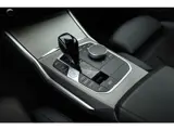Foto 29 van BMW 3 Serie Touring 320i M Sport | Rijklaar! | Dig. Cockpit | Stoelverw. | Adapt. Cruise | PDC | Nav