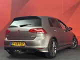 Foto 26 van Volkswagen Golf 1.2 TSI Business Edition R Connected | Stoelverwarming | Massage | Navi |