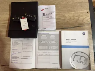 Foto 12 van Volkswagen Golf 1.2 TSI Business Edition R Connected | Stoelverwarming | Massage | Navi |