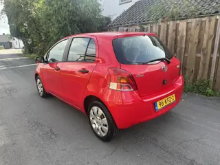 Foto 14 van Toyota Yaris 1.3 VVTi Comfort AIRCO/EL RAMEN/DEALER ONDERHOUD