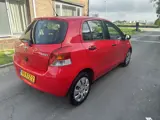 Foto 26 van Toyota Yaris 1.3 VVTi Comfort AIRCO/EL RAMEN/DEALER ONDERHOUD