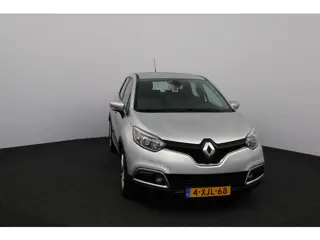 Foto 15 van Renault Captur 0.9 TCe Dynamique/ Trekhaak!/ LED Dagrijverl./ Keyless/ 17''LMV/ Clima/ Navi/ Cruise/