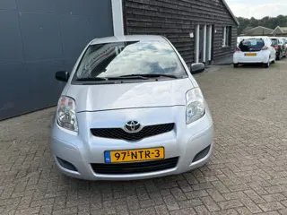 Foto 13 van Toyota Yaris 1.3 VVTi Comfort