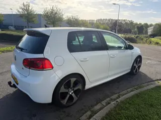 Foto 17 van Volkswagen Golf 1.4 TSI Highline | 2011 | Benzine | Automaat | EURO 5