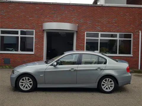 BMW 3-serie 325i Aut 1e Eig Leder Navi Xenon Ecc (bj 2005)