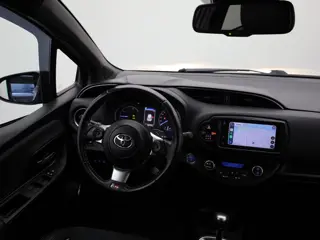 Foto 20 van Toyota Yaris 1.5 Hybrid GR-Sport Prijs Rijklaar!!