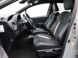 Foto 15 van Toyota Yaris 1.5 Hybrid GR-Sport Prijs Rijklaar!!
