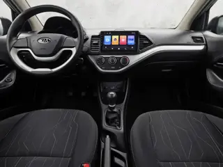 Foto 16 van Kia Picanto 1.0 CVVT Comfort Pack (NAVIGATIE, CAMERA, AIRCO, SPORTSTOELEN, ELEK RAMEN, NIEUWSTAAT)