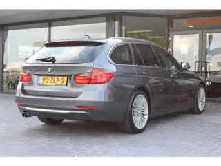 Foto 13 van BMW 3-serie Touring 328i High Executive, H/K, Leder, Pano, Adaptive Cruise Control, Verwarmde achter