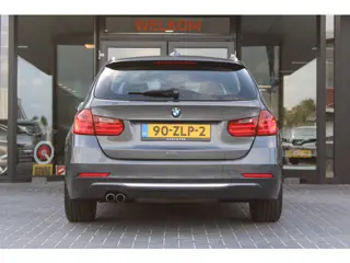 Foto 12 van BMW 3-serie Touring 328i High Executive, H/K, Leder, Pano, Adaptive Cruise Control, Verwarmde achter