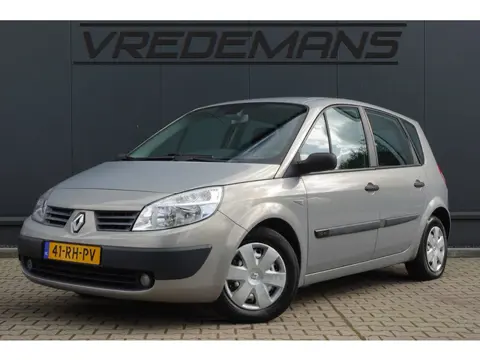 Renault Scénic 1.6-16V Privilège Comfort