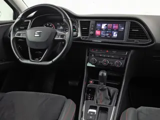 Foto 15 van SEAT Leon 1.4 TSI FR Intense Sport 150Pk Automaat (SCHUIFDAK, APPLE CARPLAY, KEYLESS, CAMERA, STOELV