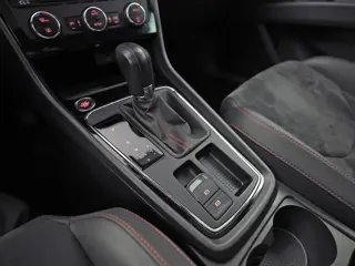 Foto 12 van SEAT Leon 1.4 TSI FR Intense Sport 150Pk Automaat (SCHUIFDAK, APPLE CARPLAY, KEYLESS, CAMERA, STOELV