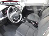 Foto 30 van Kia Picanto 1.2 CVVT ISG Comfort Pack 5 deurs ,airco ,nl-auto ,nw koppeling