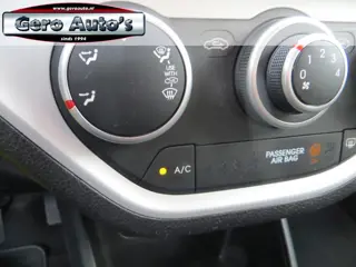 Foto 16 van Kia Picanto 1.2 CVVT ISG Comfort Pack 5 deurs ,airco ,nl-auto ,nw koppeling