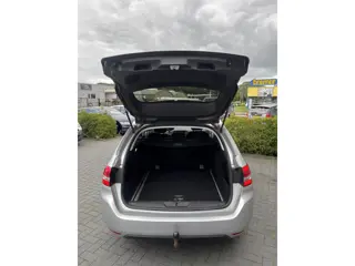 Foto 15 van Peugeot 308 SW 1.6 BlueHDI Blue Lease Executive |Navigatie|Bleutooth| Nieuwe APK