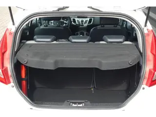 Foto 11 van Ford Fiesta 1.6 TDCi ECOnetic Titanium